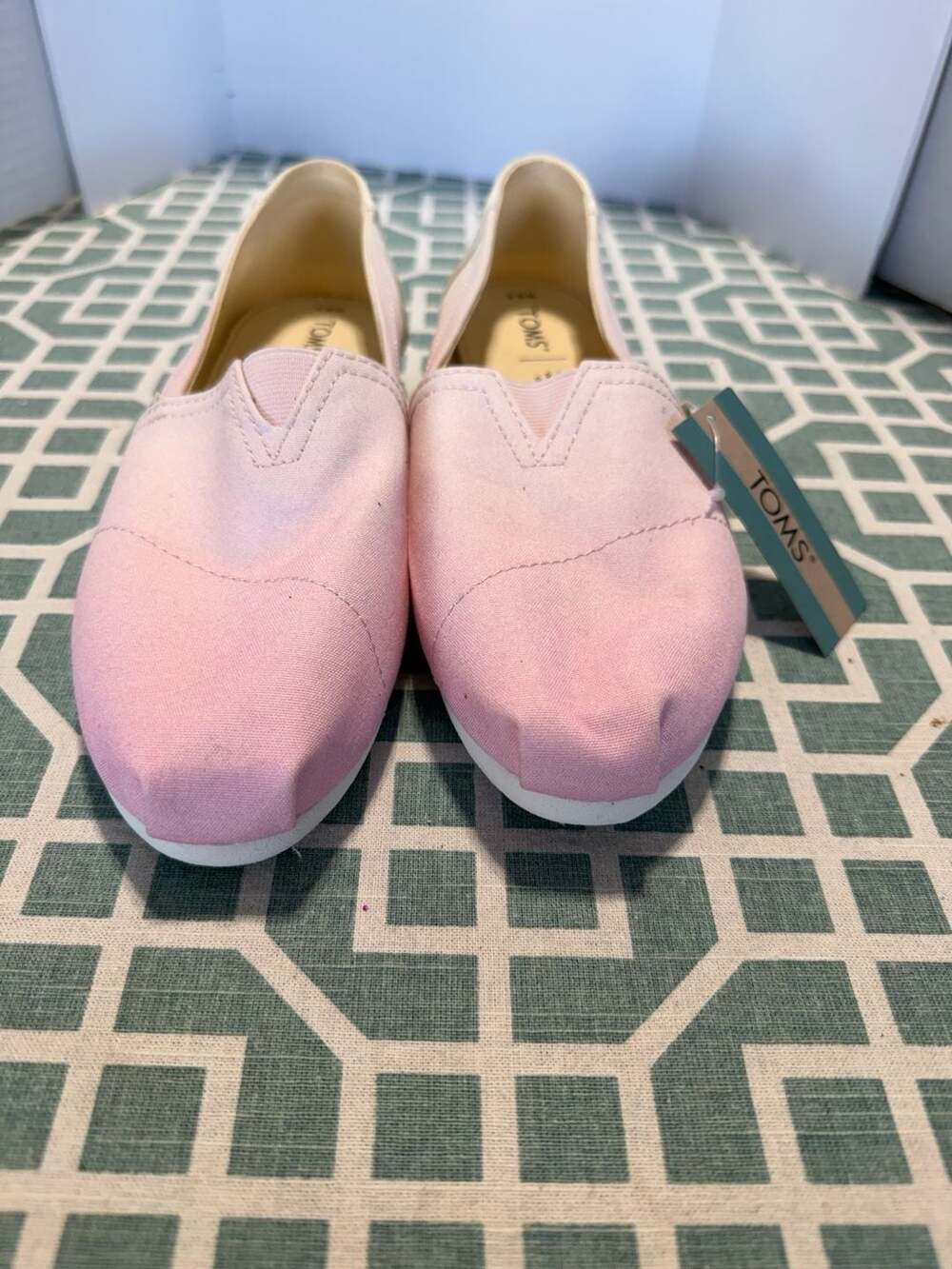 TOMS Women's Belmont Pink/White Ombre Printed Canvas Slip-On Shoes